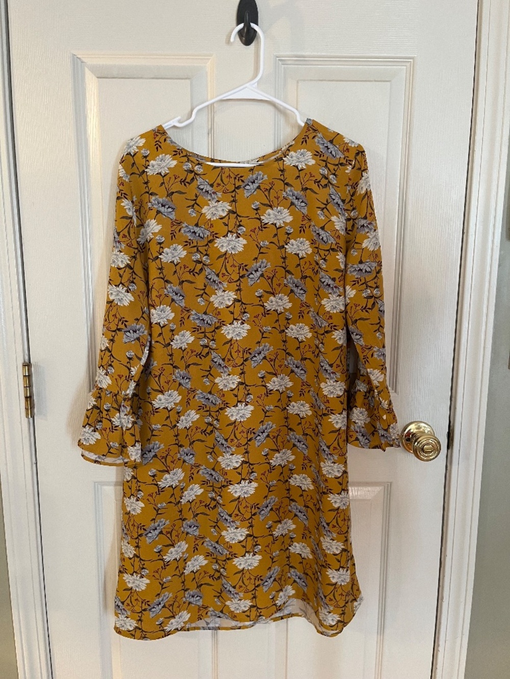 Old Navy Floral Shift Dress Mustard Yellow Bell Sleeve Flirty Boho